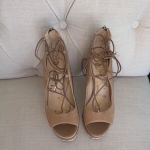 Sam Edelman Women's Tan Peep-Toe Lace-Up Wedge